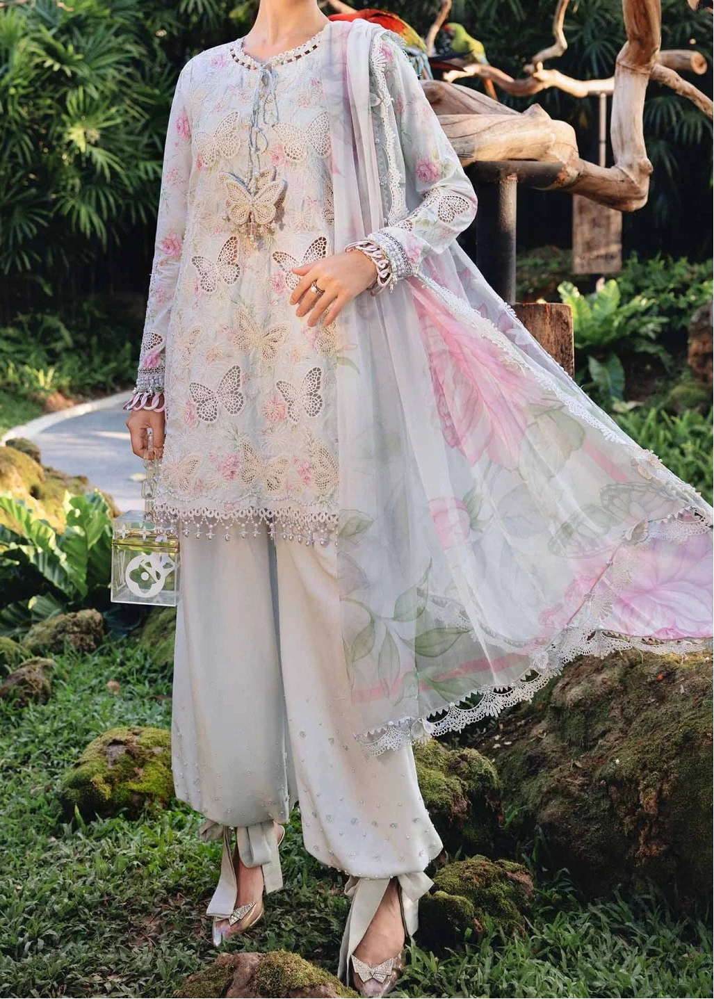 Grace S1423 - Embroidered 3pc CHIKANKARI Lawn Dress With Digital Printed Chiffon Dupatta.