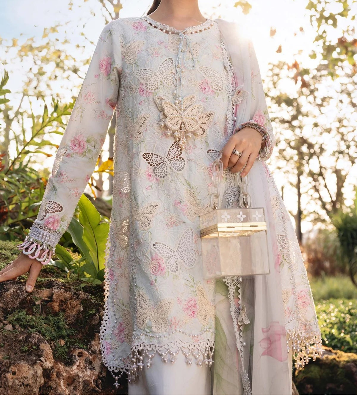 Grace S1423 - Embroidered 3pc CHIKANKARI Lawn Dress With Digital Printed Chiffon Dupatta.