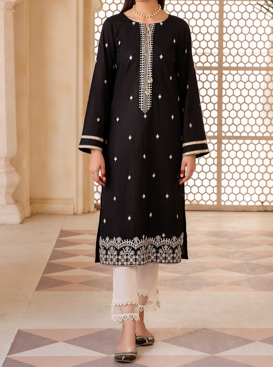 Grace S748-Embroidered 2pc lawn dress