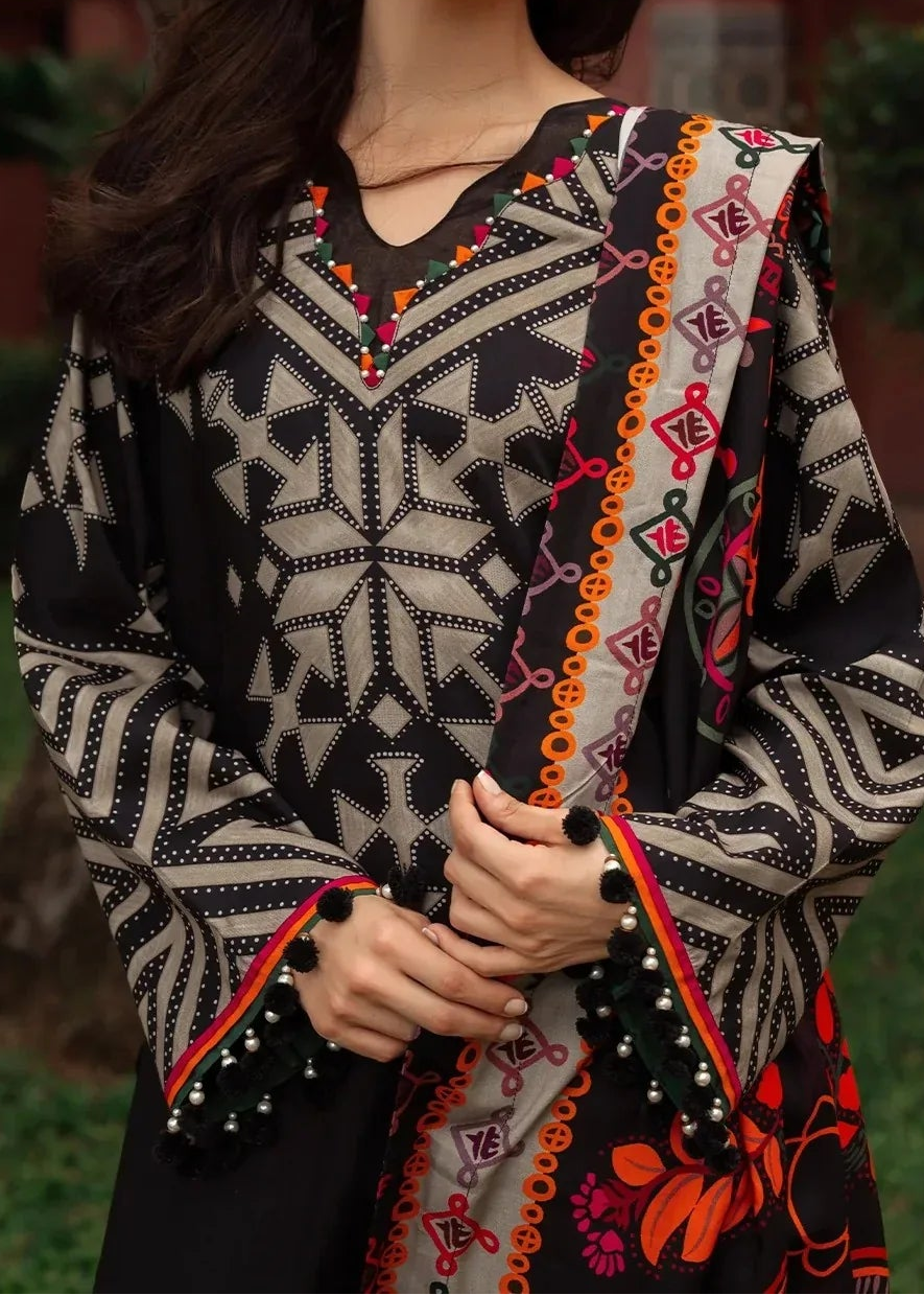 Grace W916 - Digital Printed 3pc Karandi Dress With Digital Printed Karandi Shawl.