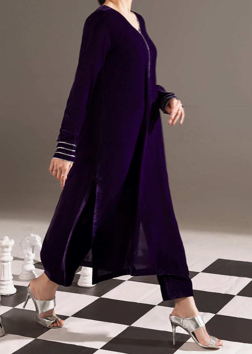 C-S 040- STITCHED 2PC VELVET CO-ORD SET.