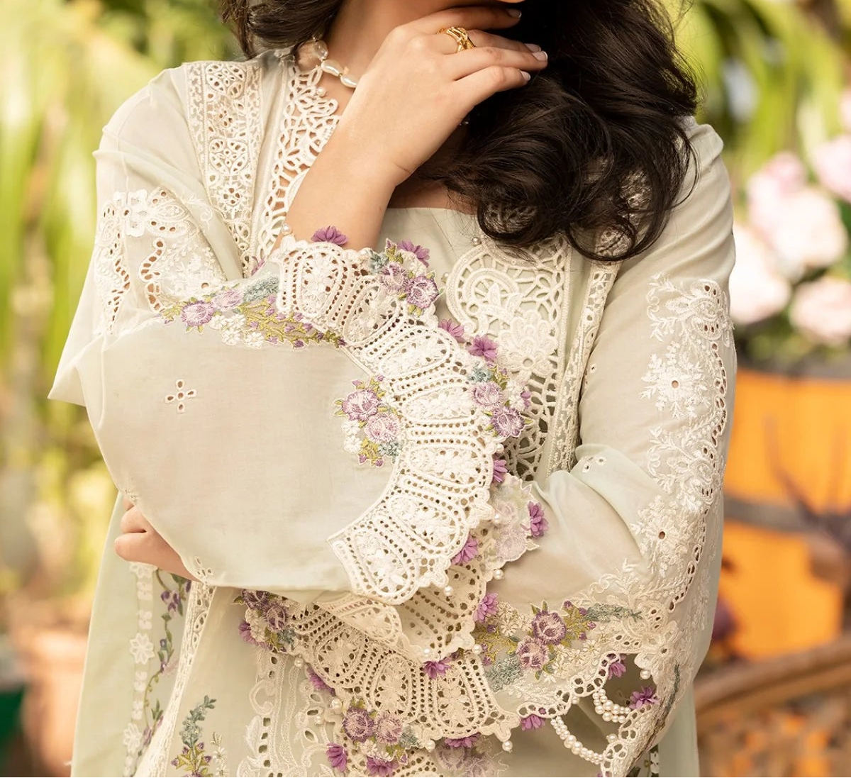 Grace S1428 - Embroidered 3pc CHIKANKARI Lawn Dress With Embroidered Chiffon Dupatta.