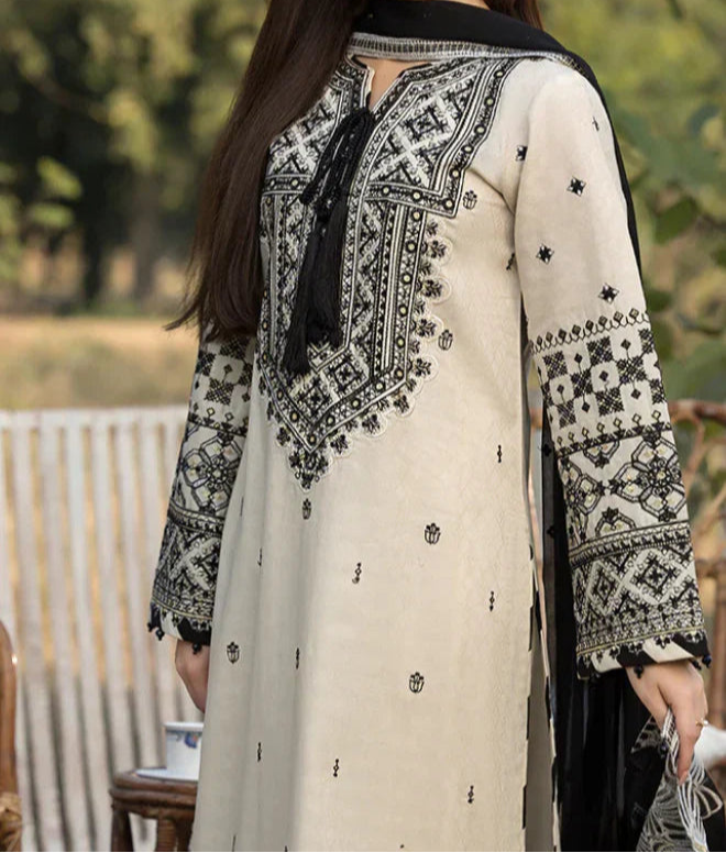 Grace S1222-Embroidered 3pc Lawn Dress With Embroidered Chiffon Dupatta.