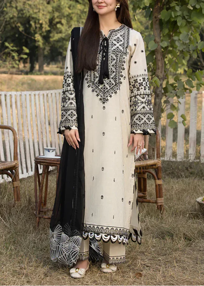 Grace Z109- Stitched Embroidered 3pc Lawn Dress With Embroidered Chiffon Dupatta.