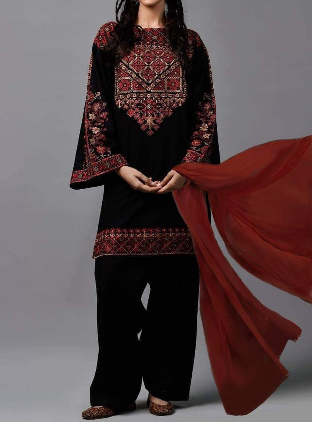 Grace S508-Embroidered 3pc lawn dress with dyed chiffon dupatta.