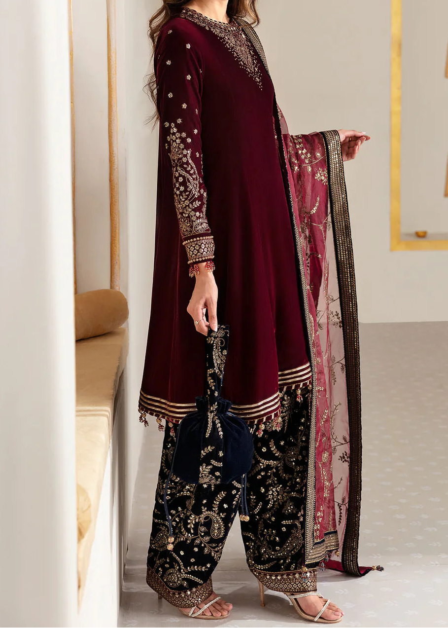 Grace W999-Embroidered Sequence 3pc Velvet Dress With Embroidered Sequence Chiffon Dupatta.
