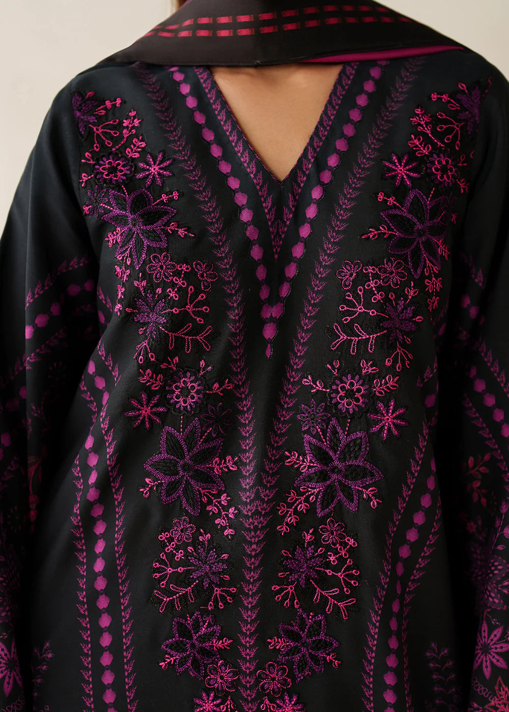 Grace W945 - Embroidered & Printed 3pc Karandi Dress With Digital Printed Karandi Shawl.