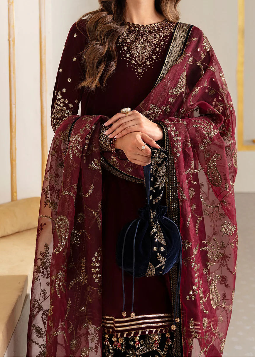 Grace W999-Embroidered Sequence 3pc Velvet Dress With Embroidered Sequence Chiffon Dupatta.