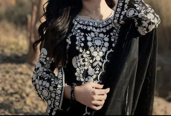 Grace W736-Embroidered 3pc Marina Dress With Embroidered Chiffon Dupatta