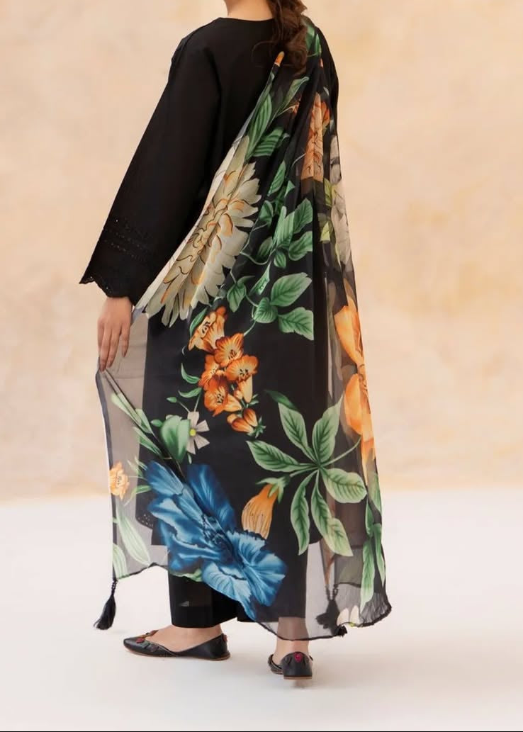 Grace S1489 - Embroidered 3pc CHIKANKARI Lawn Dress With Printed Lawn Dupatta.