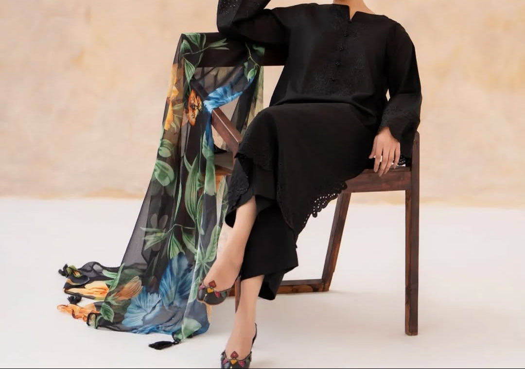 Grace S1489 - Embroidered 3pc CHIKANKARI Lawn Dress With Printed Lawn Dupatta.