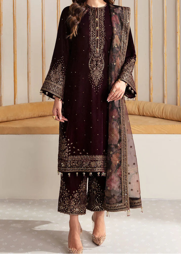 Grace W967-Embroidered 3pc Velvet Dress Dress With Printed Organza Dupatta.