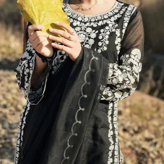 Grace Z-(W736) - Stitched Embroidered 3pc Marina Dress With Embroidered Chiffon Dupatta