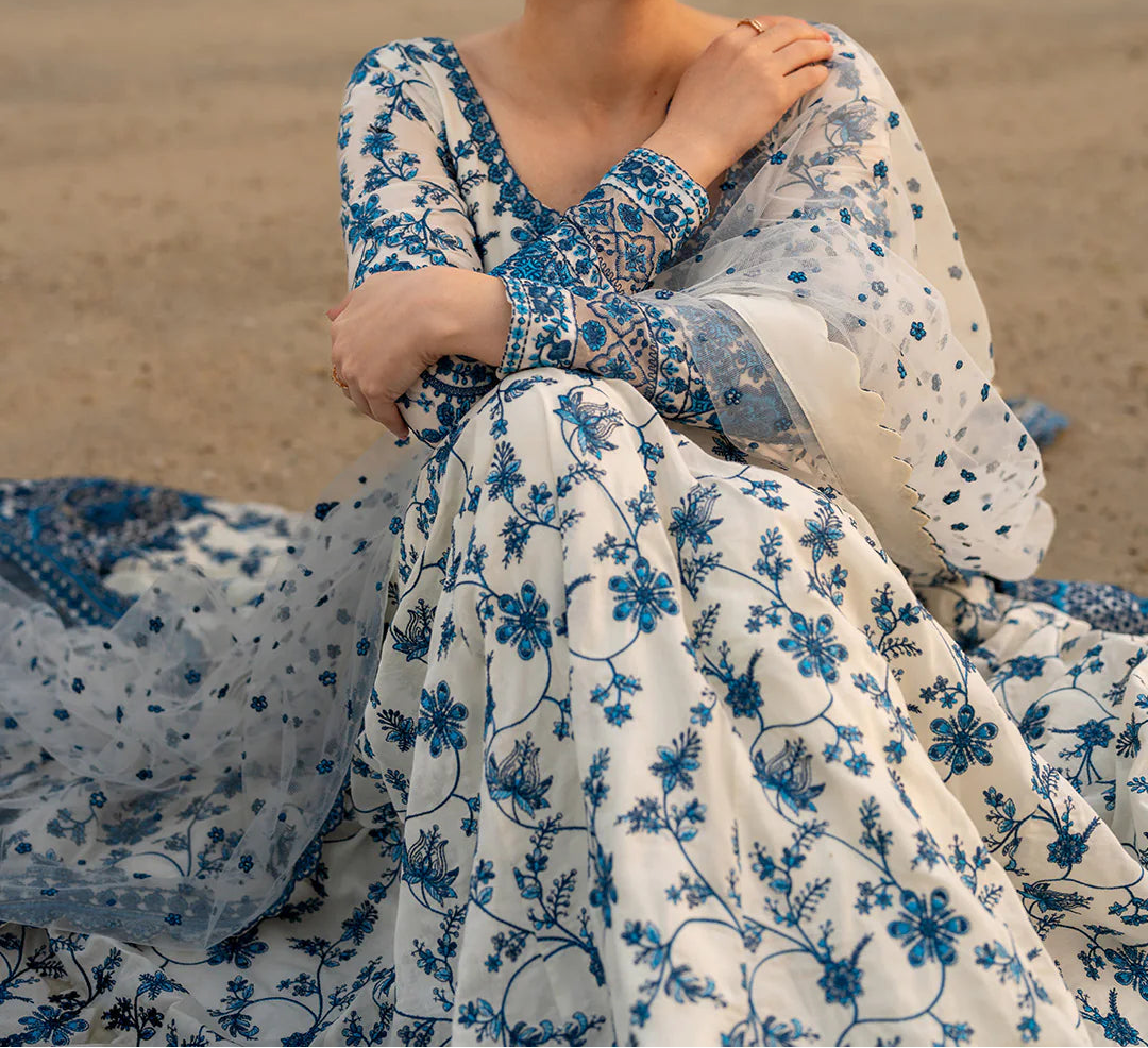 Grace S1493-Embroidered 3pc Lawn Dress With Printed Lawn Dupatta.