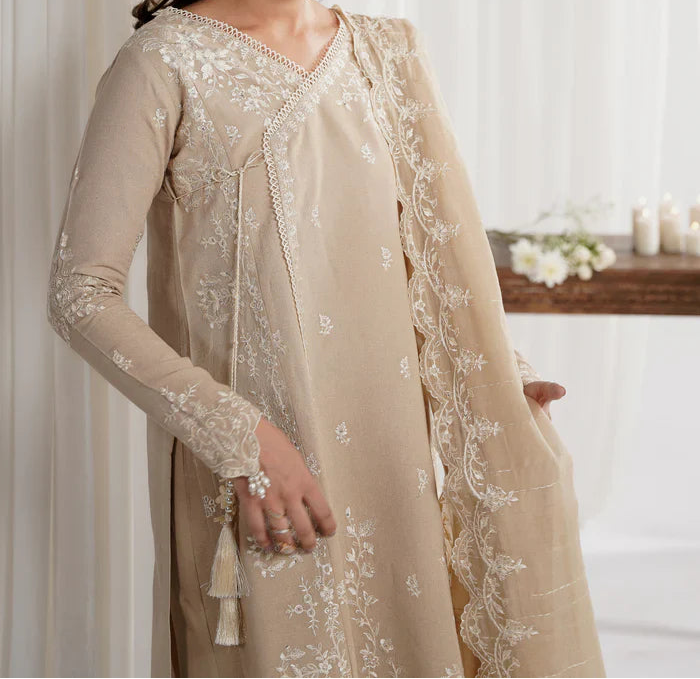 Grace S1375 - Embroidered 3pc Lawn Dress With Embroidered Organza Dupatta.