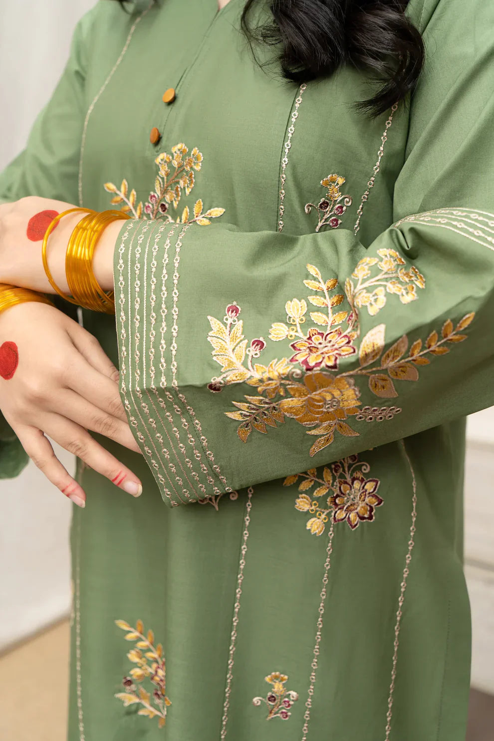 Grace Z78- Stitched Embroidered 3PC Lawn with Printed Munar Dupatta.