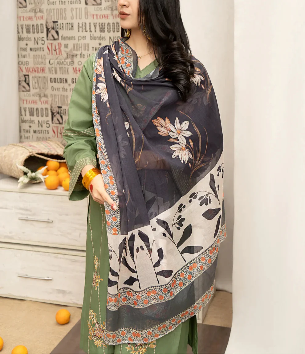 Grace Z78- Stitched Embroidered 3PC Lawn with Printed Munar Dupatta.