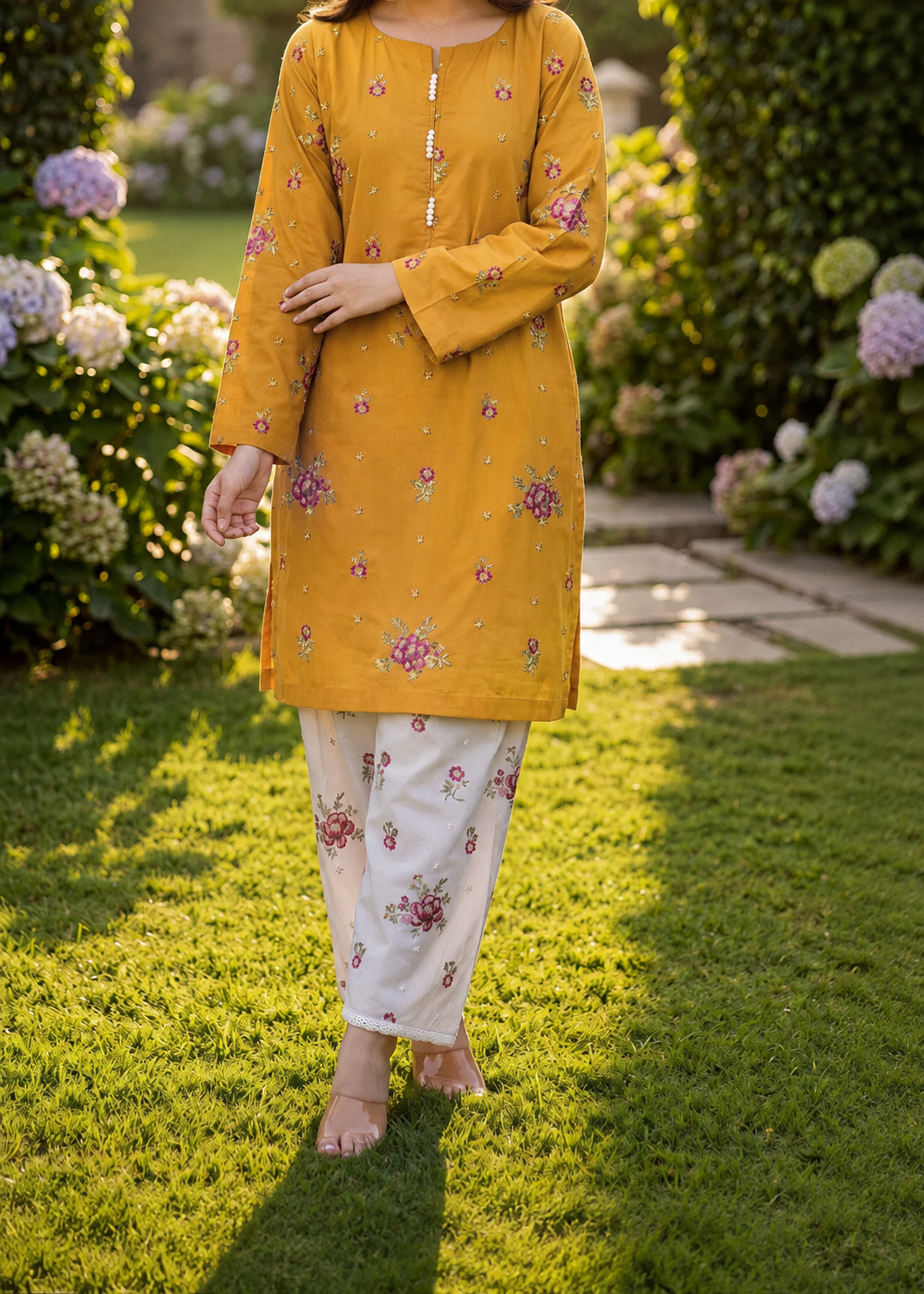 Grace S1575-Embroidered 2pc Lawn Dress.