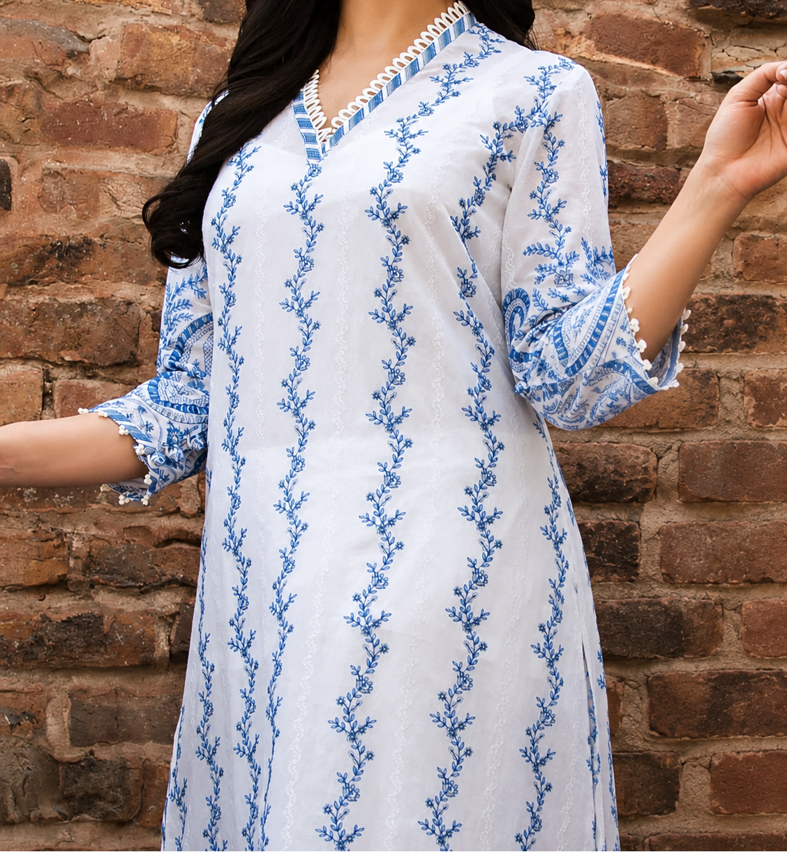 Grace S1479 - Embroidered 2pc lawn dress.