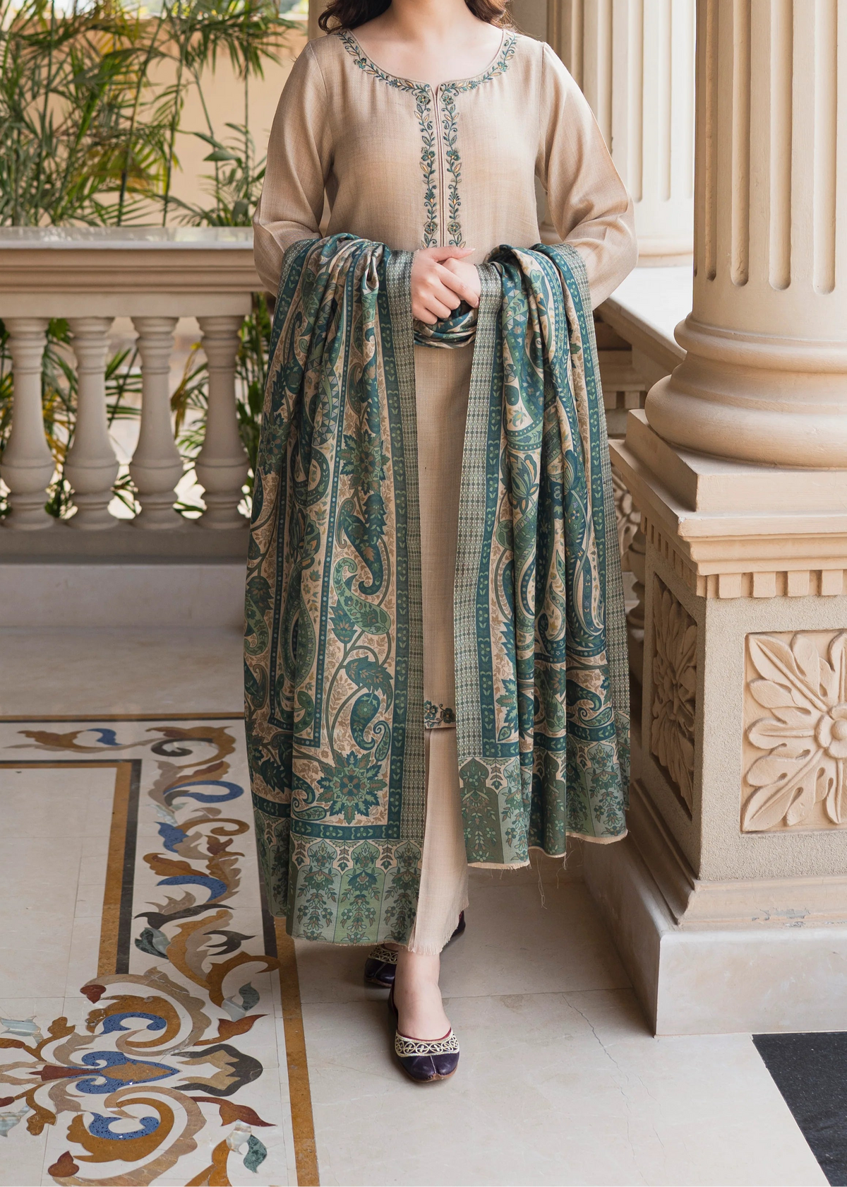 Grace S1394 - Embroidered 3pc Lawn Dress With Printed Lawn Dupatta.