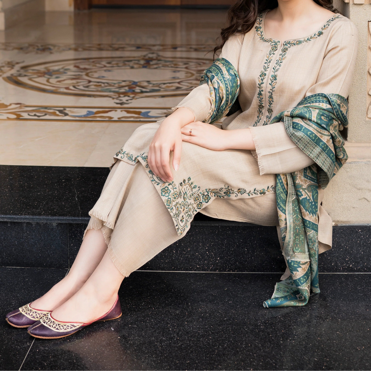 Grace S1394 - Embroidered 3pc Lawn Dress With Printed Lawn Dupatta.