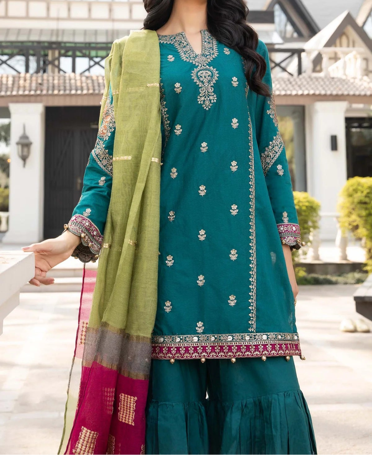 Grace S1043-Embroidered 3PC Dress Lawn with Printed Munar Dupatta.