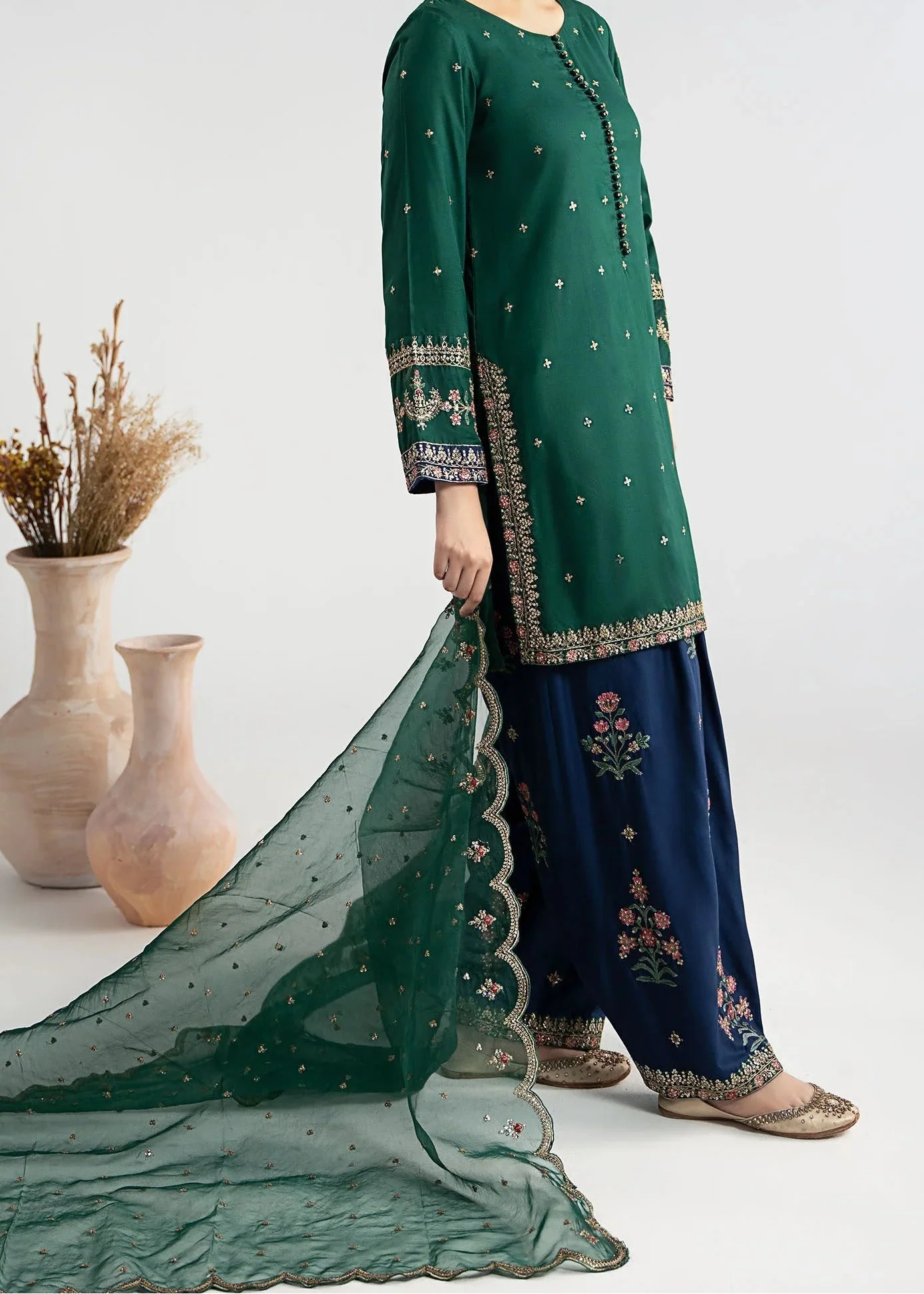 Grace Z-(W885) - Stitched Embroidered 3pc Marina Dress With Embroidered Organza Dupatta.