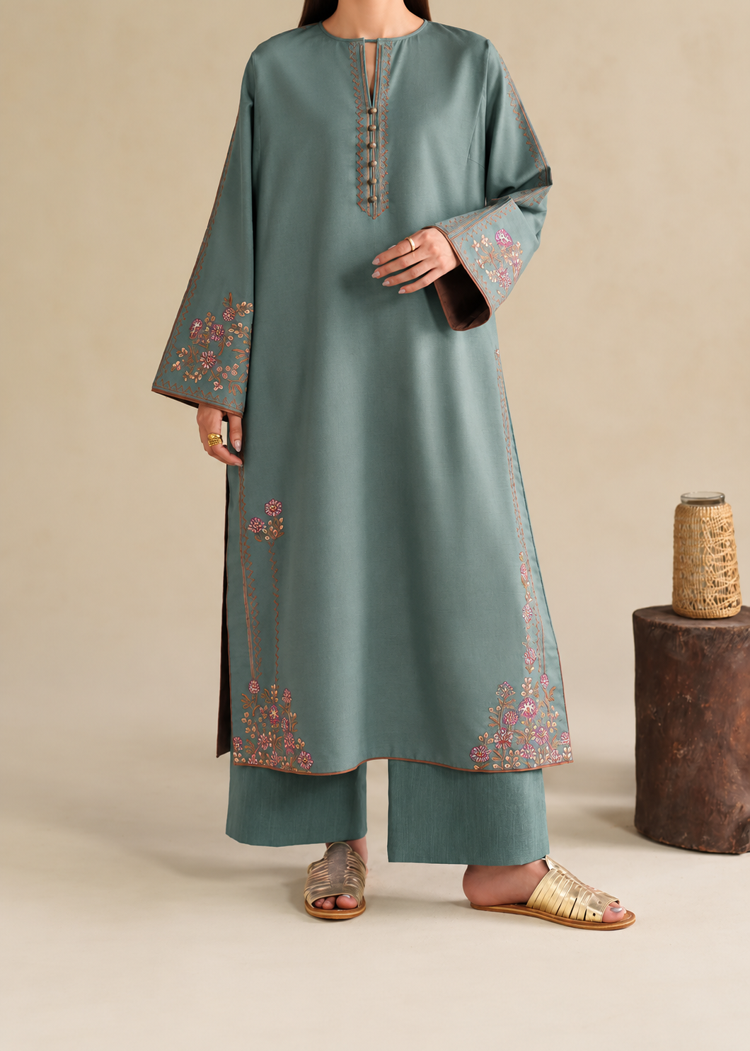 Grace S1639-Embroidered 2pc Lawn Dress.