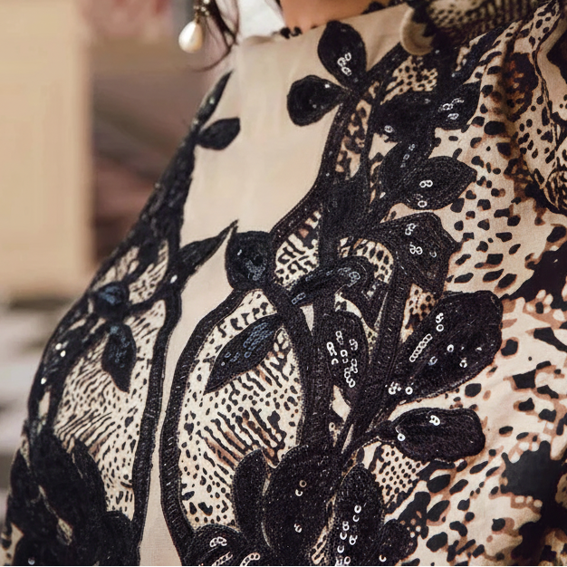 Grace W899 - Digital Printed 3pc Karandi Dress With Digital Printed Karandi Shawl.