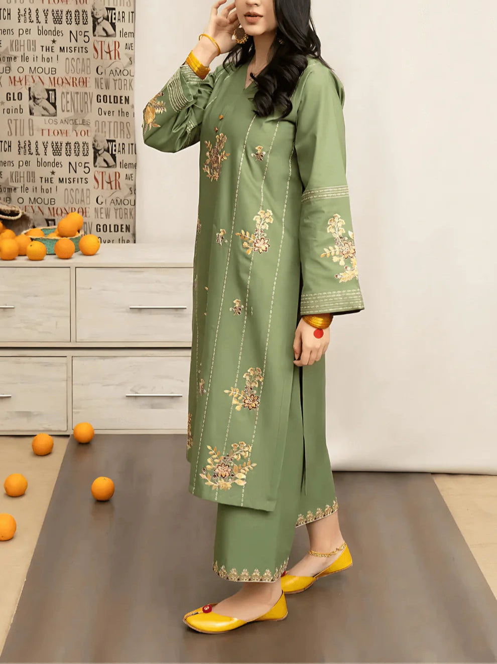 Grace S840-Embroidered 3PC Lawn with Printed Munar Dupatta.