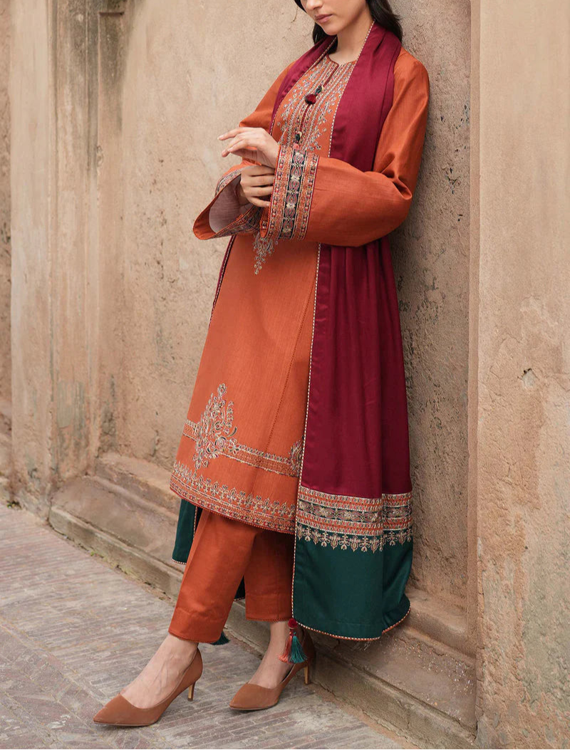 Grace S1001-Embroidered 3pc Lawn dress with Printed Munar Dupatta.