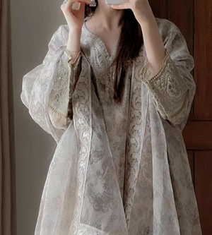 Grace W339-Printed 3pc khaddar dress With Printed Organza dupatta.