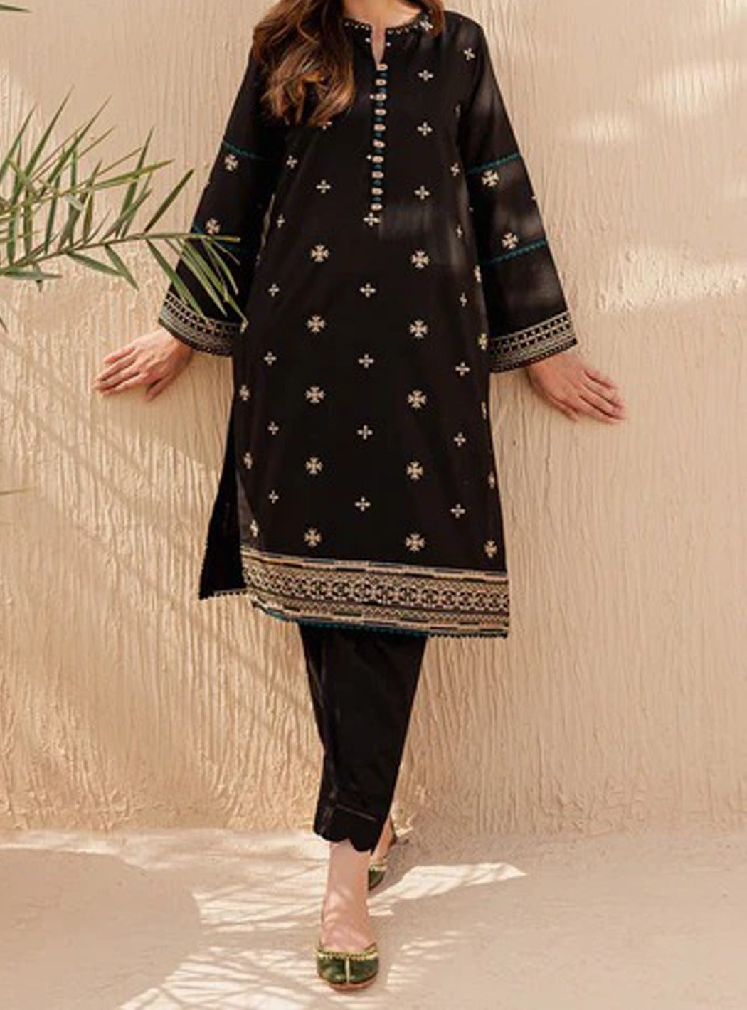 Grace S511-Embroidered 2pc lawn dress.