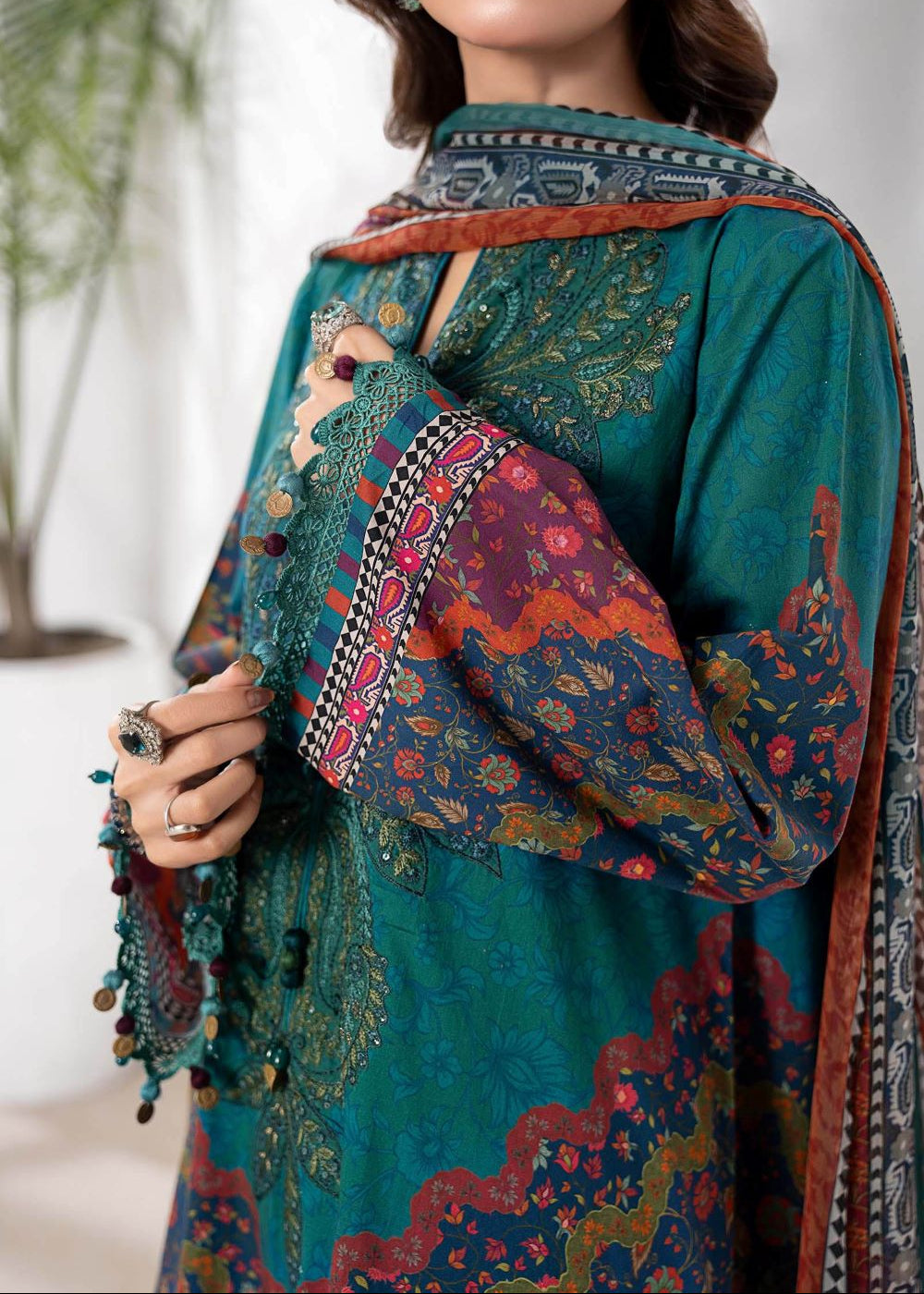Grace S1366 - Printed & Embroidered 3pc Lawn Dress With Embroidered Chiffon Dupatta.