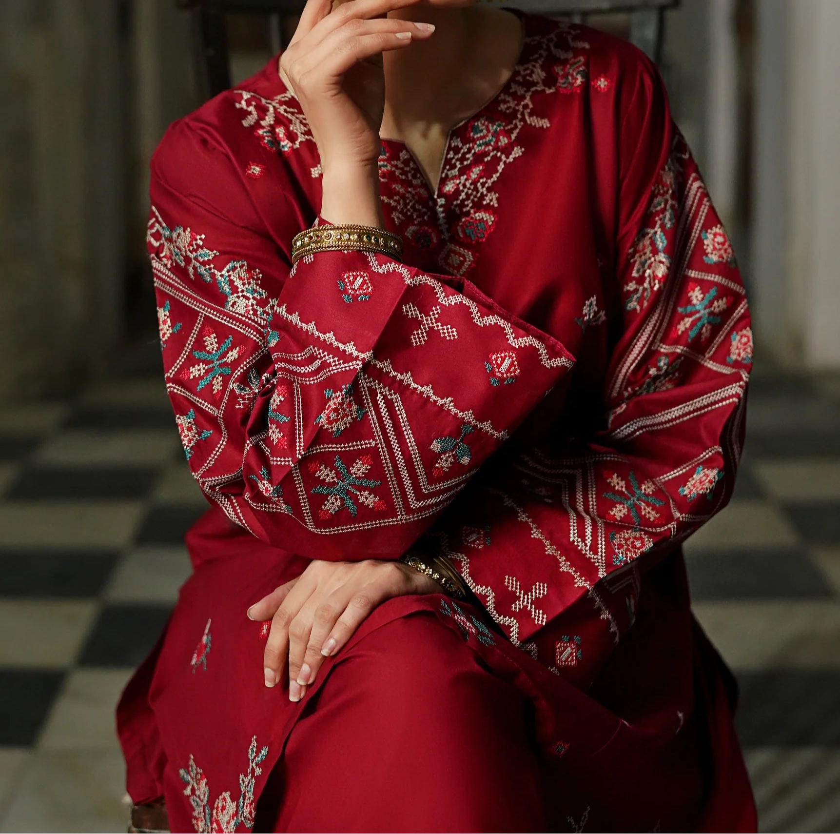 Grace S1254-Embroidered 2pc Lawn Dress