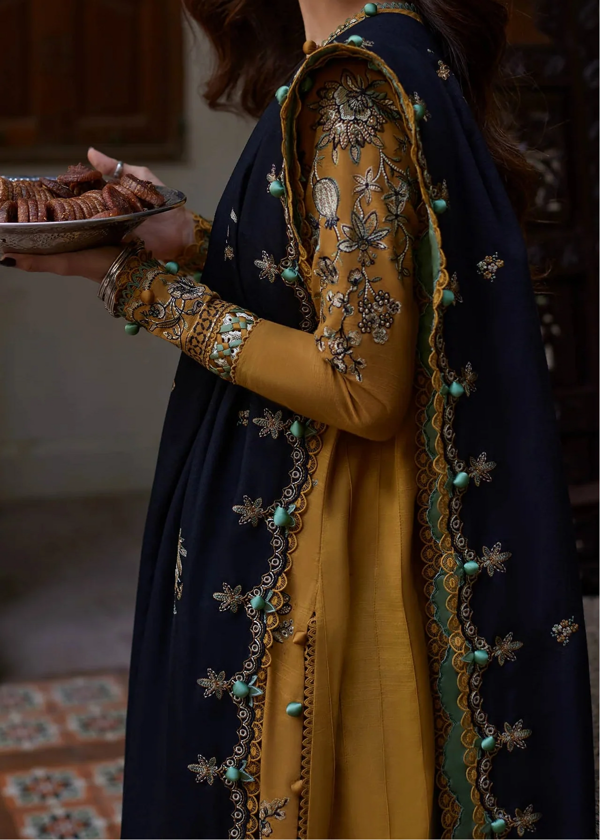 Grace S1345 - Embroidered 3pc Lawn Dress With Printed Lawn Dupatta.