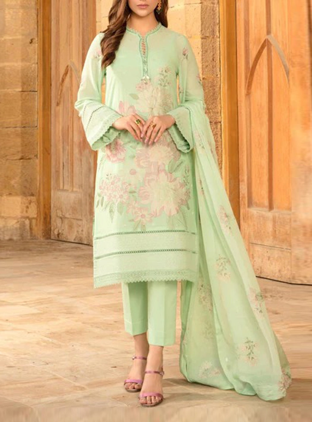 Grace S514-Embroidered 3pc lawn dress with embroidered chiffon dupatta.