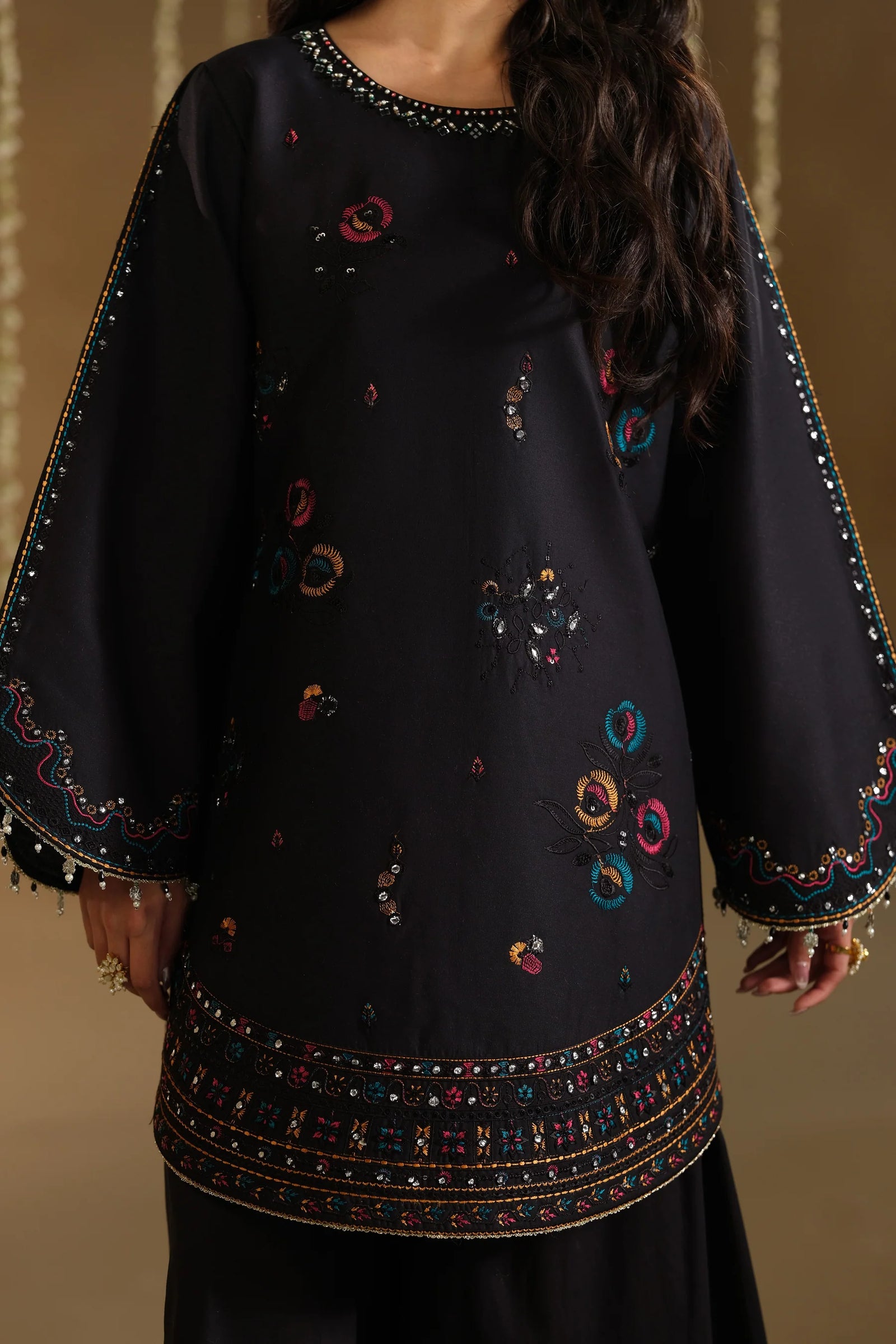 Grace S1513 - Embroidered 3pc Lawn Dress With Embroidered Khadi Net Dupatta.