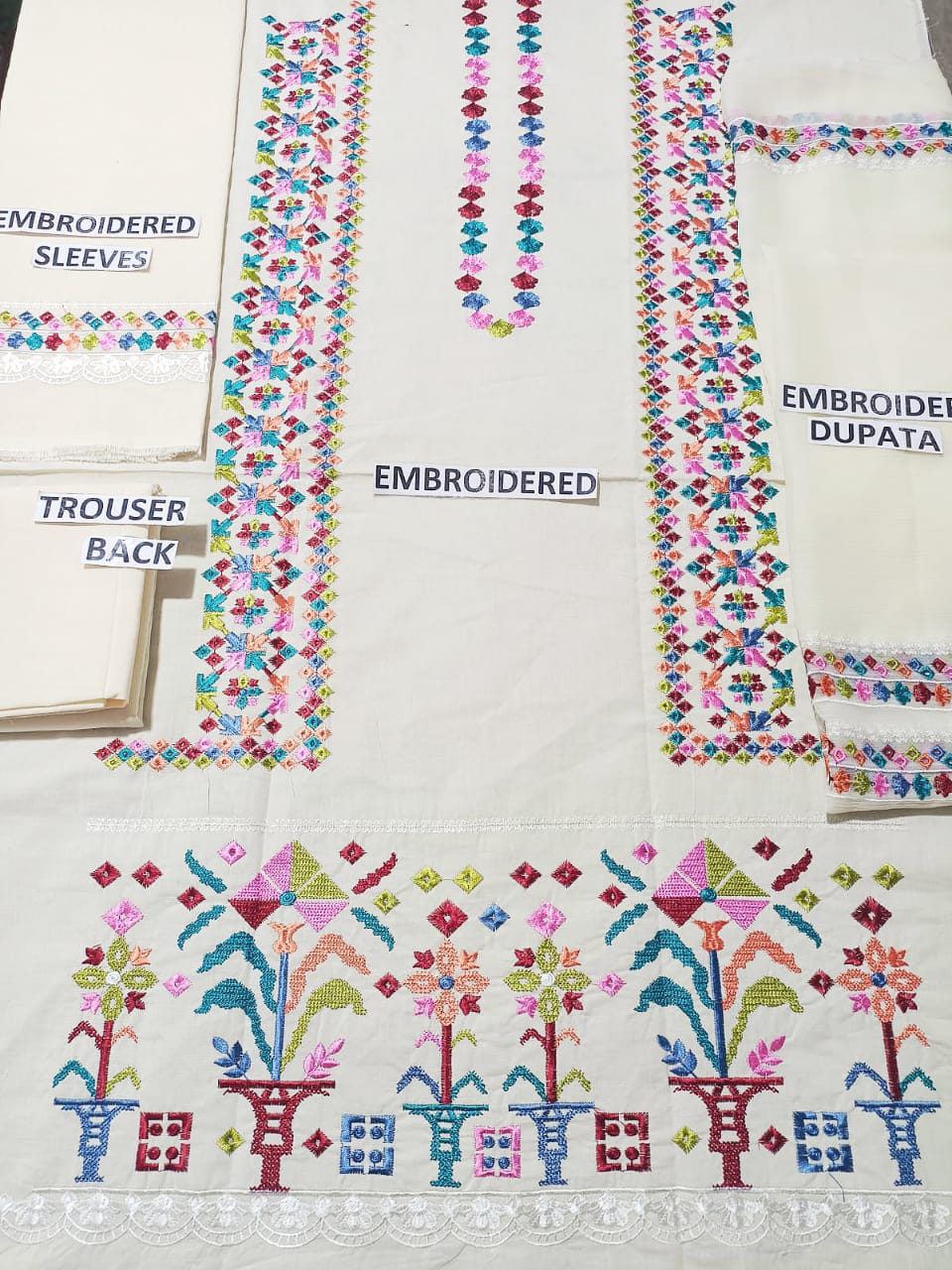 Grace S1247-Embroidered 3pc Lawn Dress With Embroidered Chiffon Dupatta.