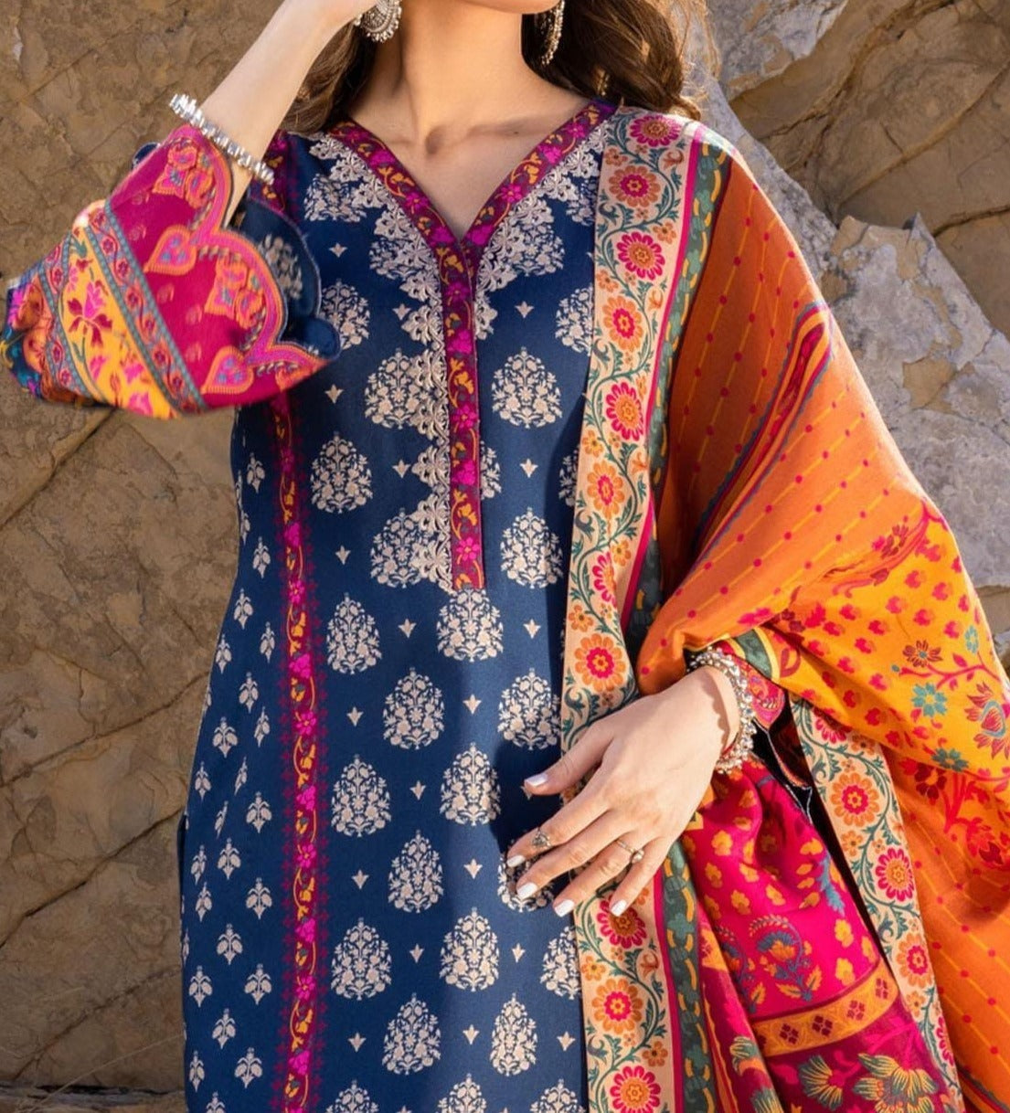 Grace W253- Digital Printed 3pc linen dress with Printed Linen dupatta.