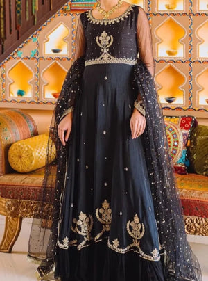 Grace W278-Embroidered 3pc organza dress with Net duppata.