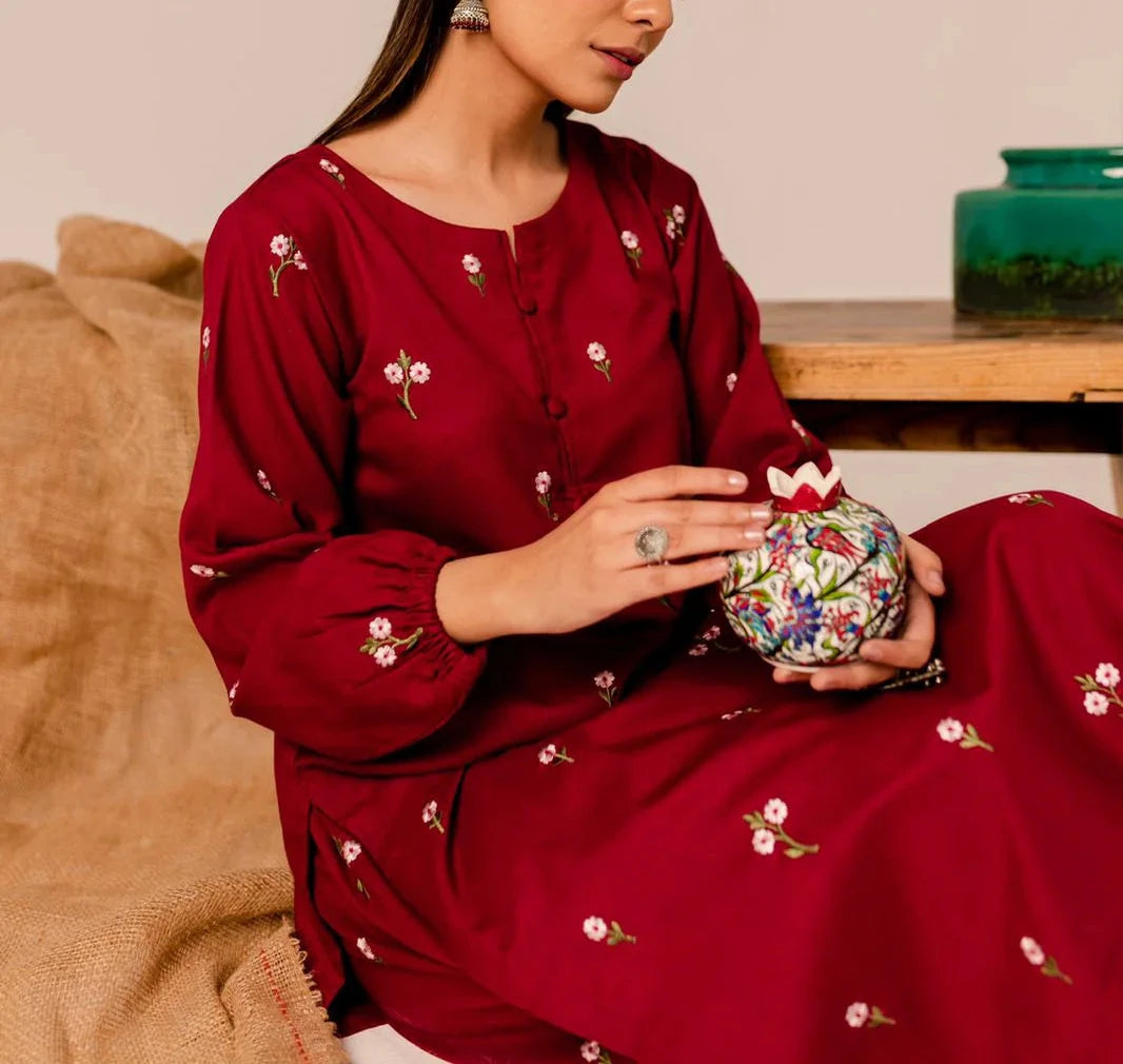 Grace S779-Embroidered 2pc lawn dress.