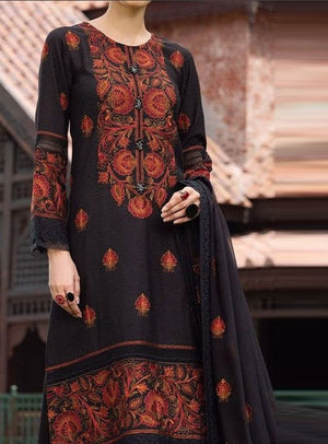 Grace W86 - Embroidered 3pc linen dress with embroidered chiffon dupatta.