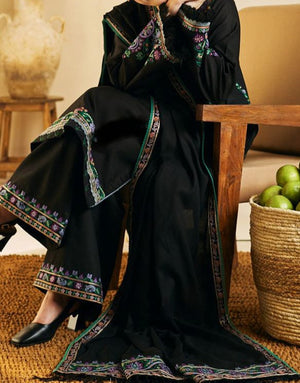 Grace W358-Embroidered 3pc khaddar dress With Embroidered chiffon dupatta.