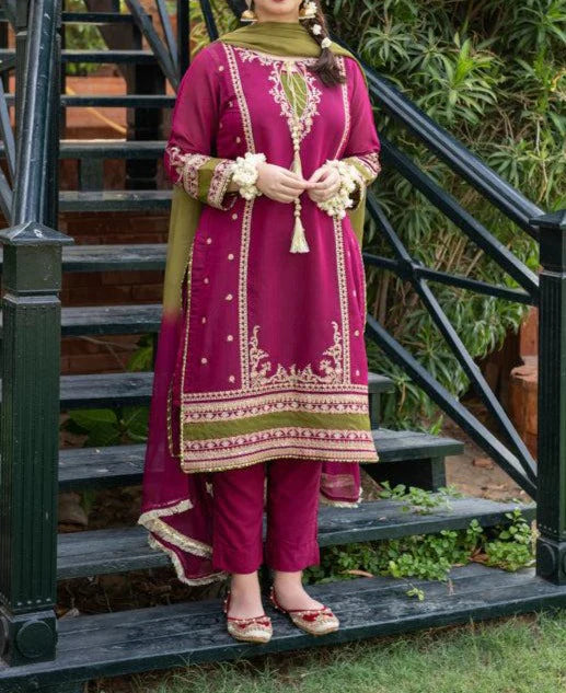 Grace Z71- Stitched Embroidered 3pc Lawn dress with printed munar dupatta.