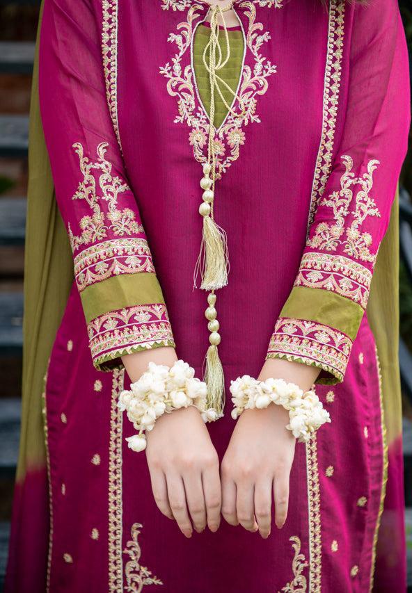 Grace S638-Embroidered 3pc Lawn dress with printed munar dupatta.