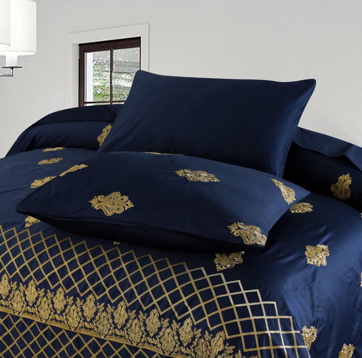 FL004-Embroidered Duvet Cover Set (Luxury Sateen) - 6PC