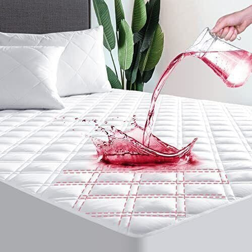 Quilted Waterproof Mattress Protector white