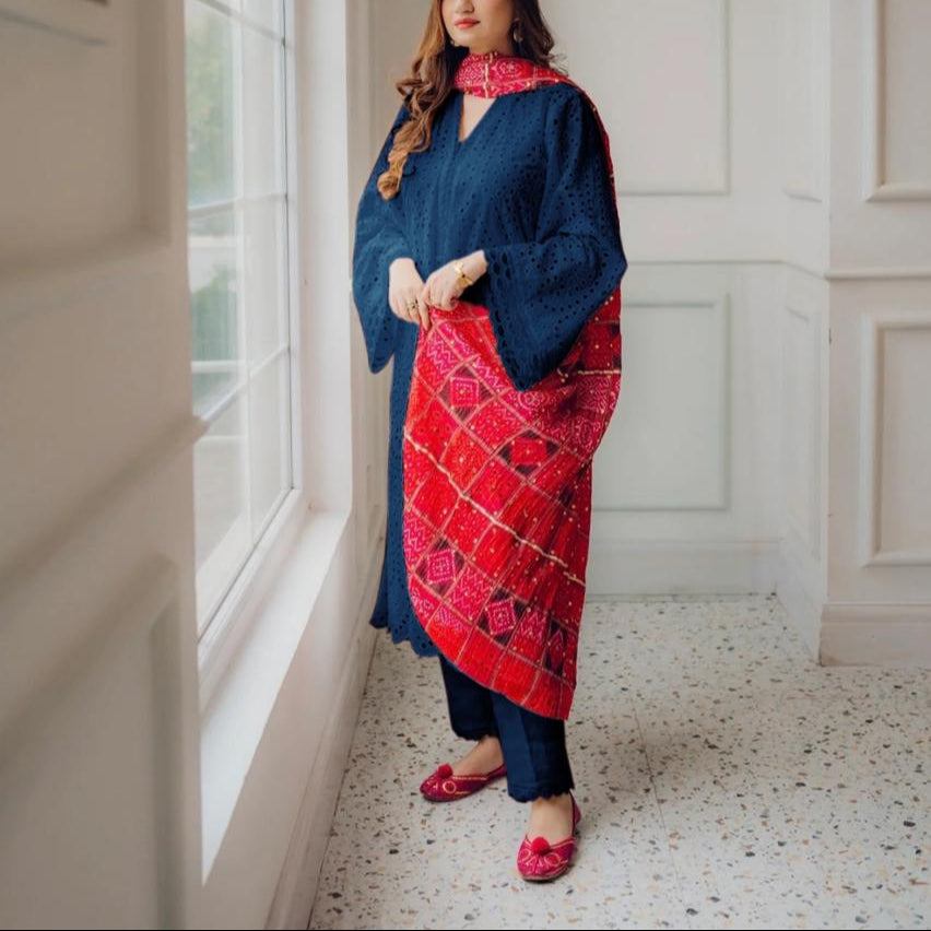 Grace S1077 Embroidered 3PC CHIKANKARI Lawn Dress With Printed Munar Dupatta.