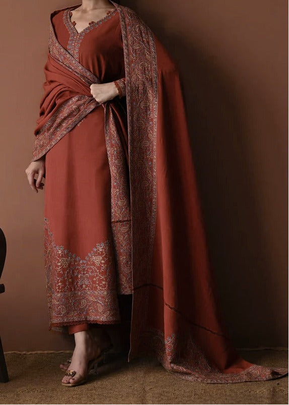 Grace S1305-Embroidered 3pc Lawn Dress With Embroidered Lawn Dupatta.